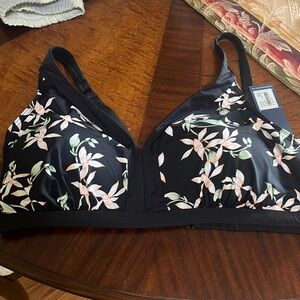 Bikini top size xl by eau de sea swimwear (originally $80)